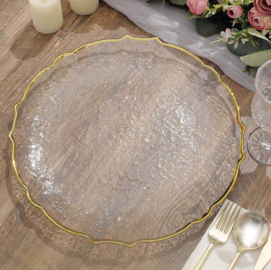 Cloud-Shaped Plate