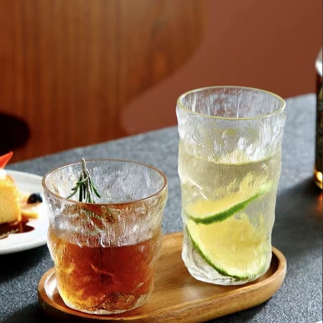 Ice-patterned cup