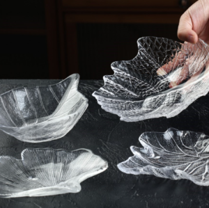 Leaf-Shaped Plates