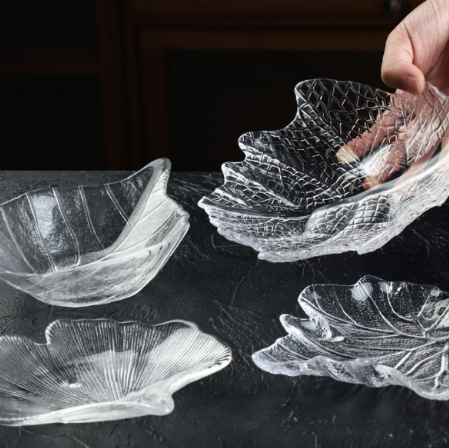 Leaf-Shaped Plates
