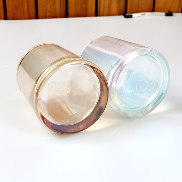 Trapezoidal-mouthed cup