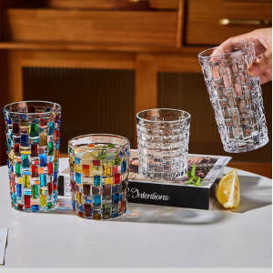 Knitted-style cup