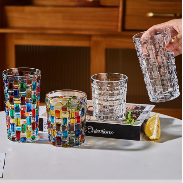 Knitted-style cup