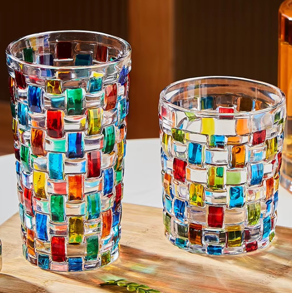 Knitted-style cup