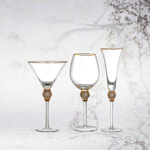 Diamond-encrusted stemmed goblet