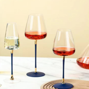蓝底红酒杯 Blue-and-blue-based red wine glass